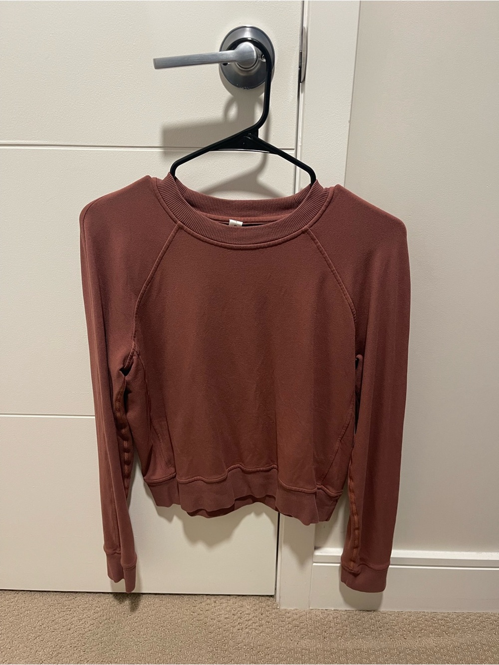 Lululemon Size 4 Crewneck Sweatshirt - Rust